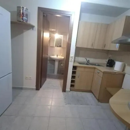 Shiny Studio House Near To Sea 2